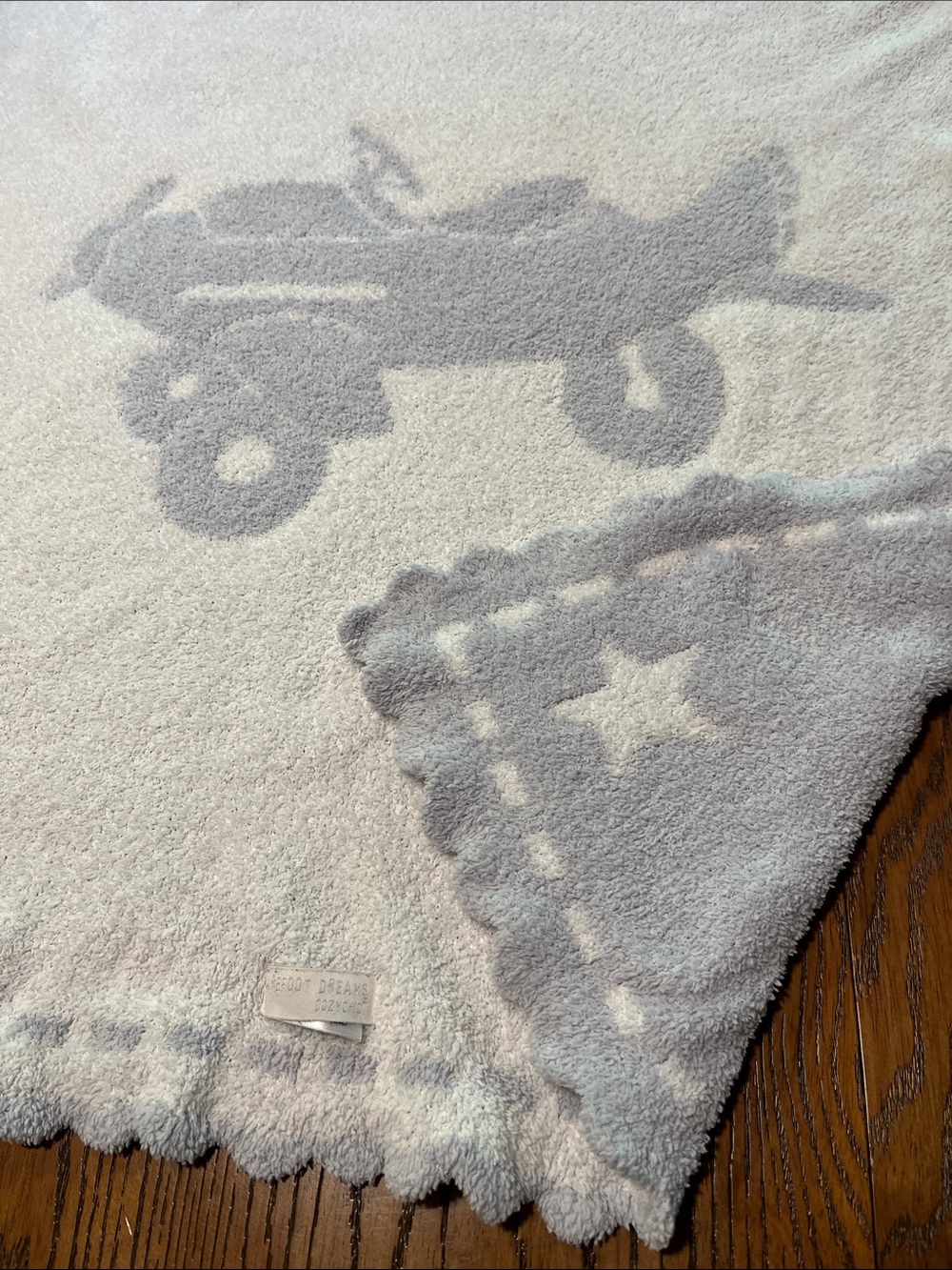 Barefoot Dreams CozyChic Scalloped Baby Blanket - Retro Airplane / Stars